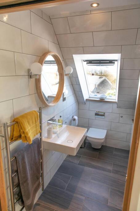 The Roost - A Bird'S Eye View In The Countryside Apartment Cullompton Exterior photo